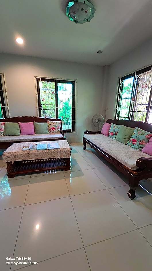 Loymanee House