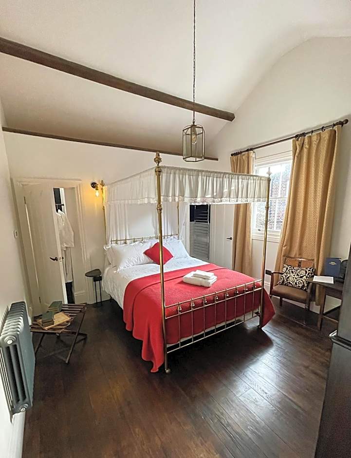 Maids Guest Rooms
