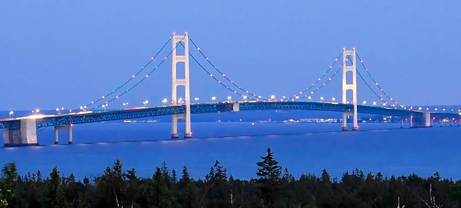 Super 8 by Wyndham St. Ignace