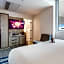 Serena Hotel Aventura, Tapestry Collection By Hilton