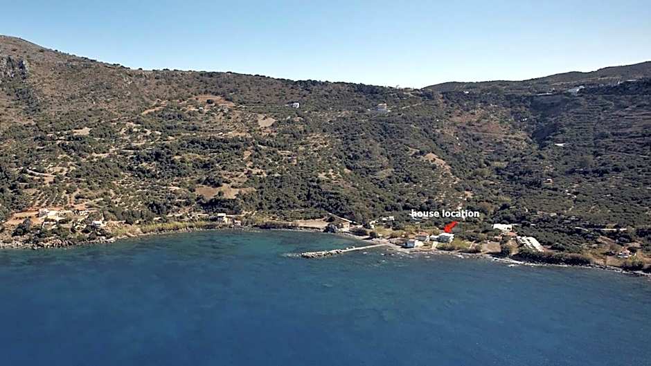 House just on the beach -included 2 canoe and 2 bicycles