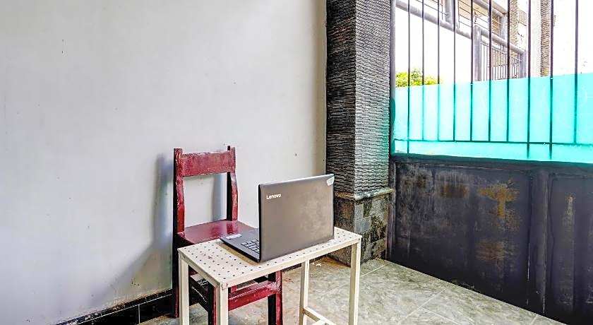 SPOT ON 92480 Iwn Homestay Syariah