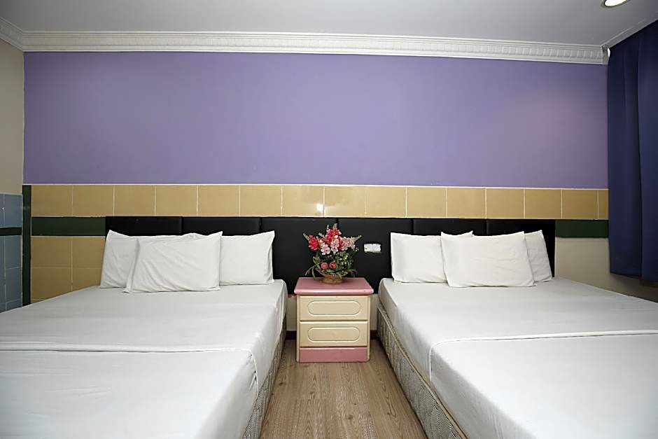 COSY INN