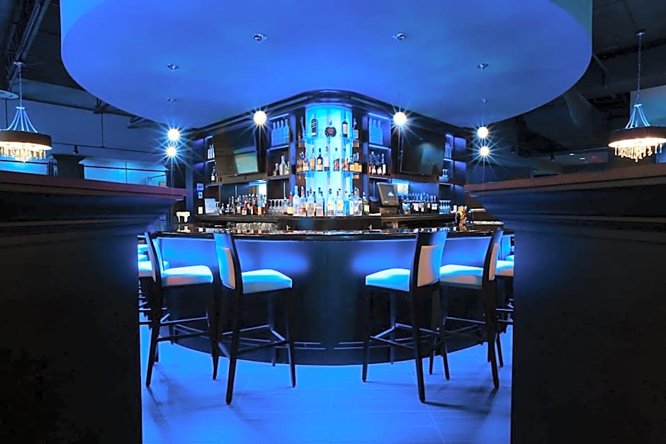 Holiday Inn and Suites East Peoria By IHG