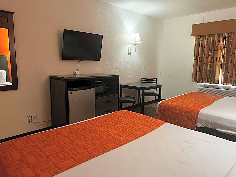 Howard Johnson by Wyndham Galveston