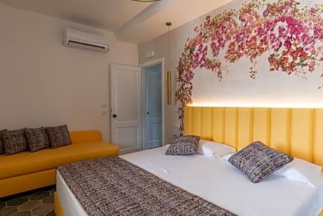 Deluxe Double or Twin Room with Mountain View