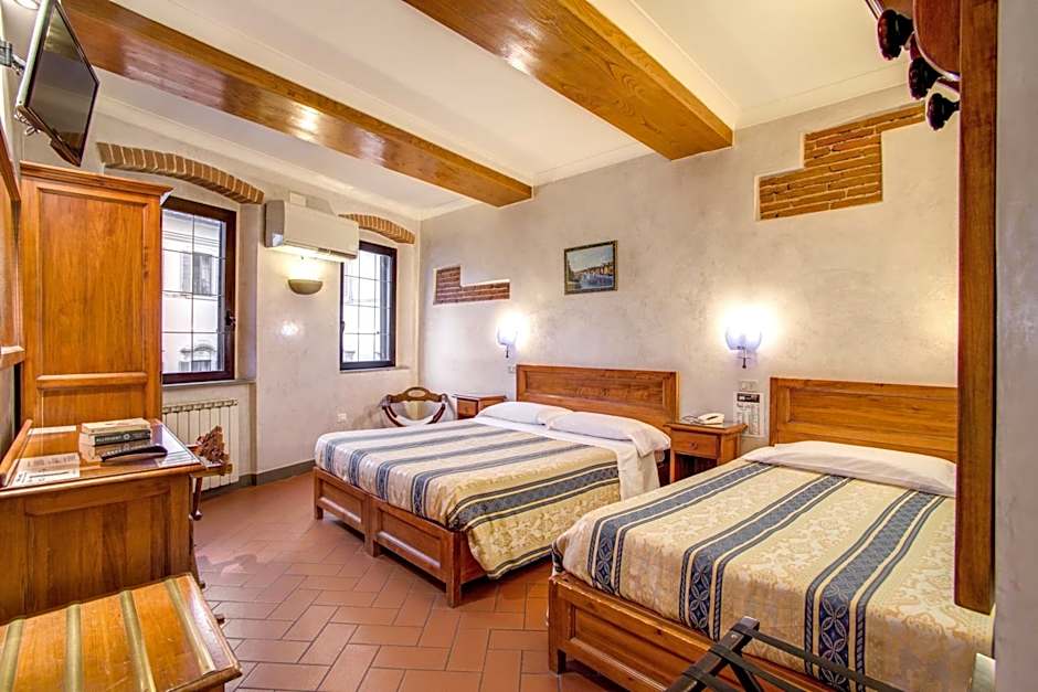 Hotel Lorena