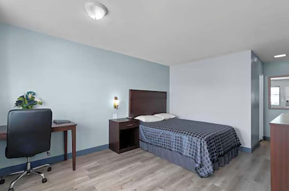 Holiday Lodge Wenatchee