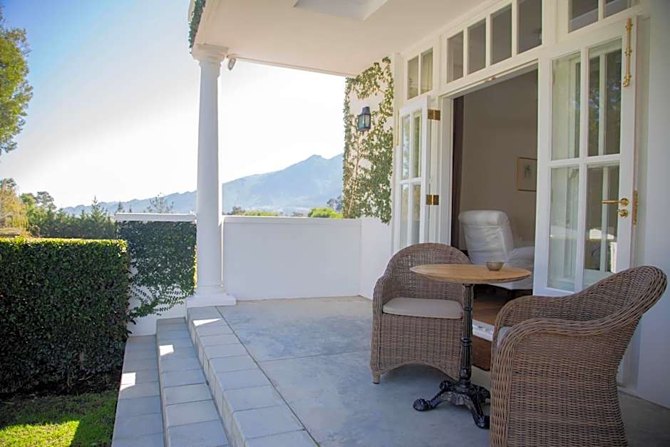 Lily Pond House at Le Lude