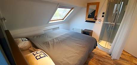 Double Room with Shared Bathroom