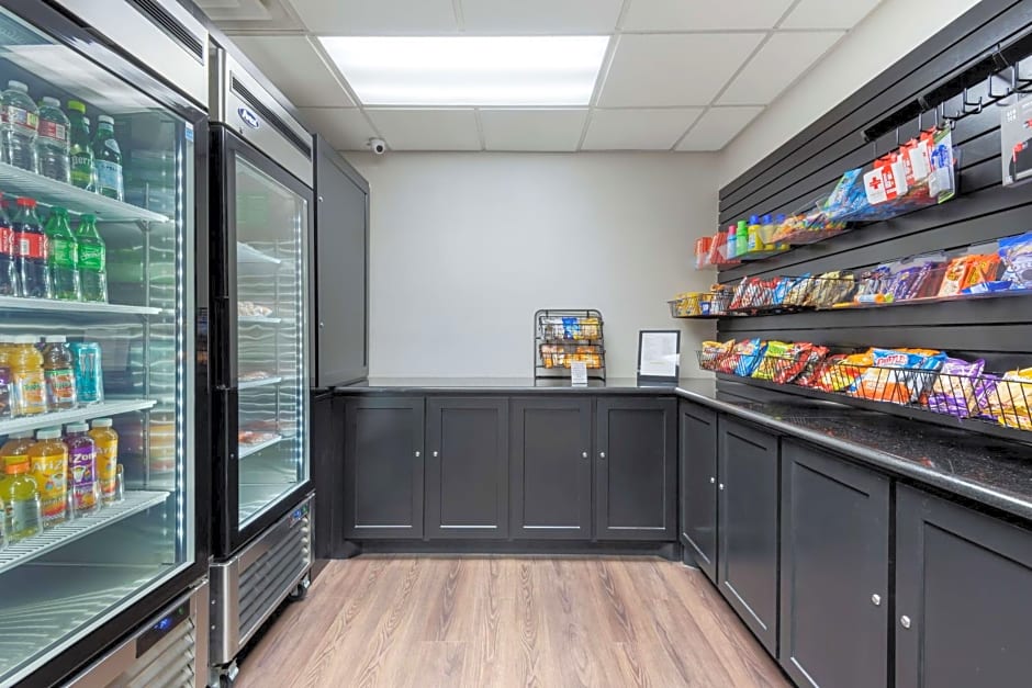 Best Western Plus Arlington North Hotel & Suites
