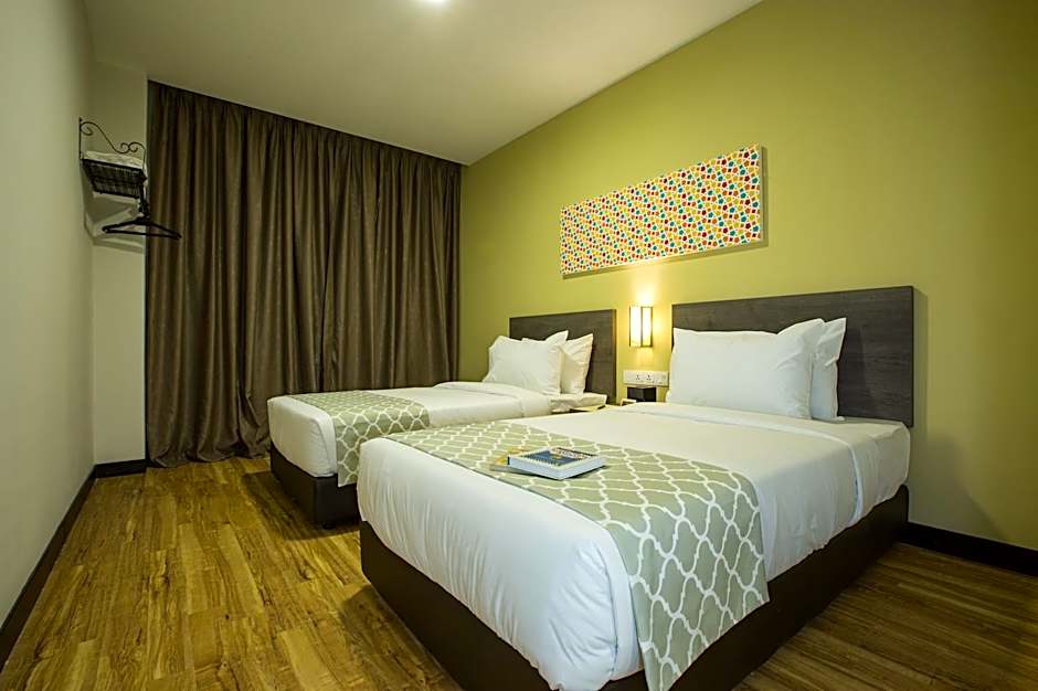 Humaira Hotel