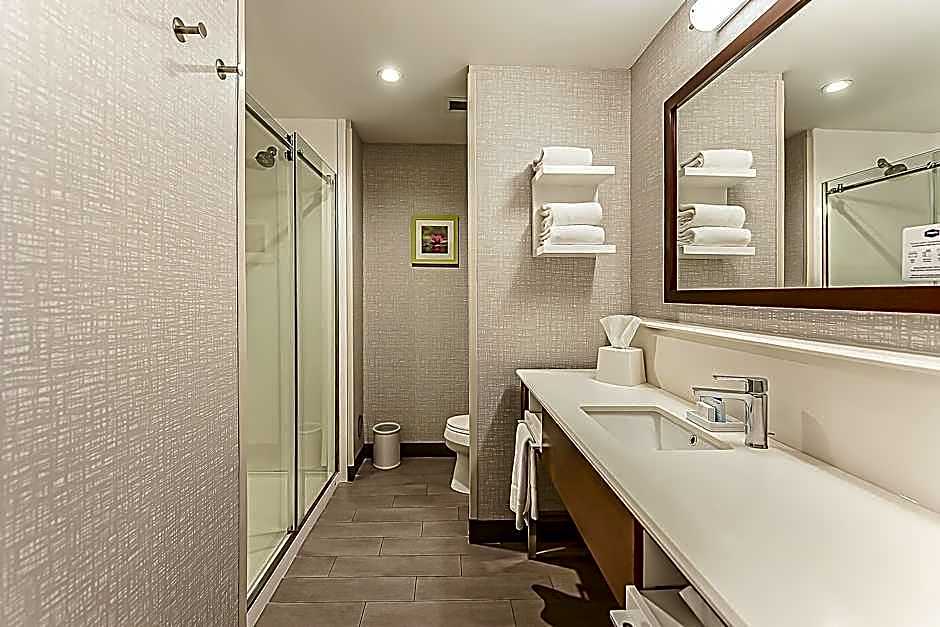 Hampton Inn & Suites Howell