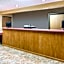Super 8 by Wyndham Jerseyville