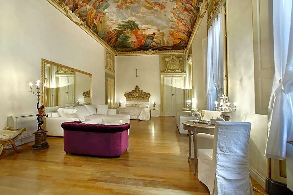 Palazzo Tolomei - Residenza D'Epoca