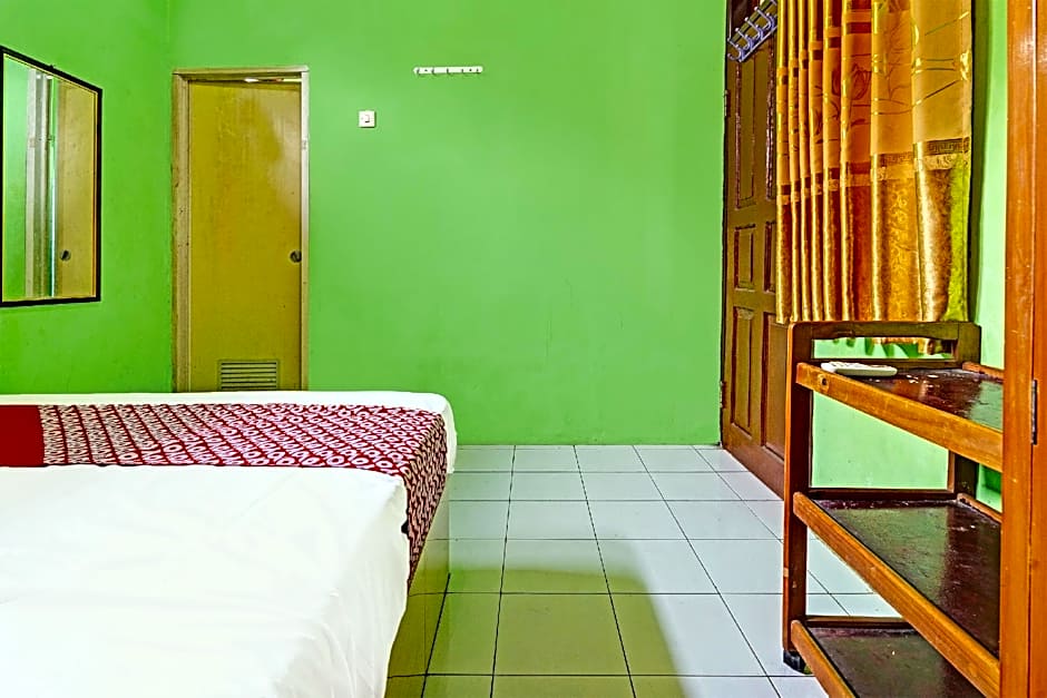 OYO 92062 Pondok Aurel Wahidin