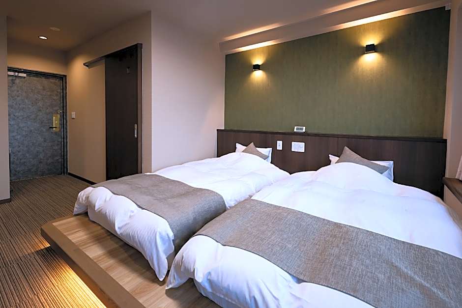 Choubounoyado Shiori