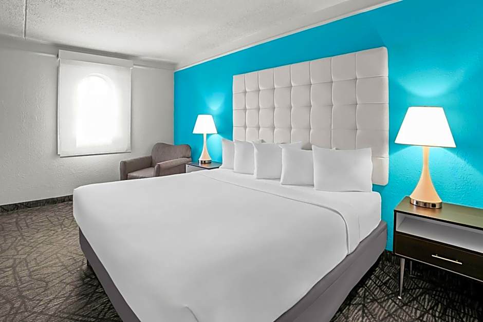 Howard Johnson by Wyndham Columbus Fort Benning