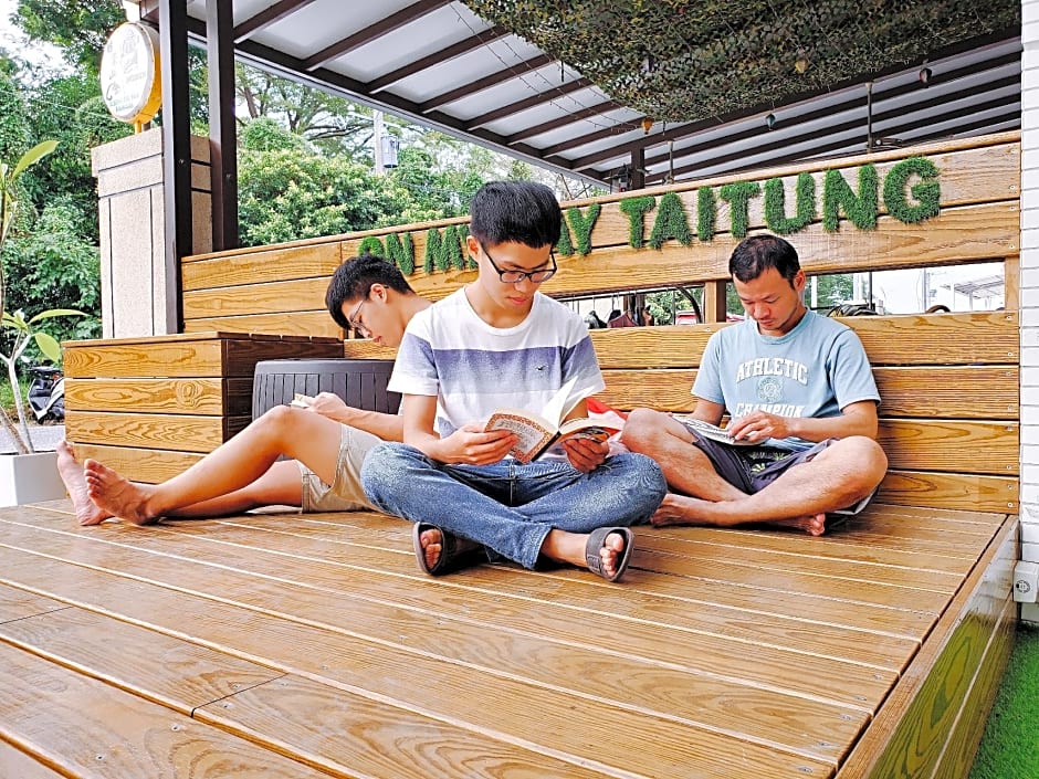On My Way Taitung Hostel