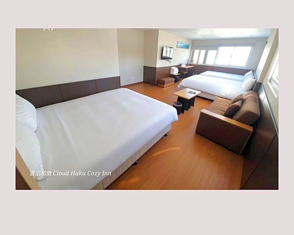 Cloud Haku Cozy Inn