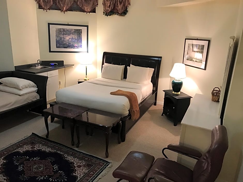 The Columbia Inn at Peralynna Manor