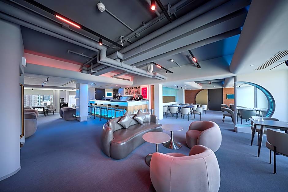 Motto by Hilton Hong Kong Soho