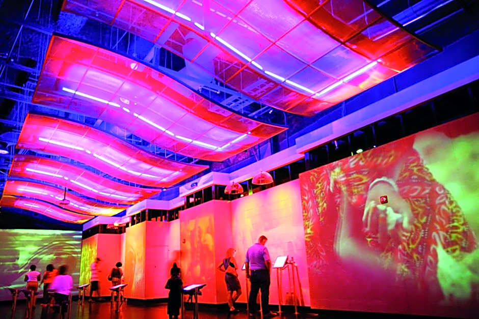 Holiday Inn Cincinnati-Riverfront By IHG