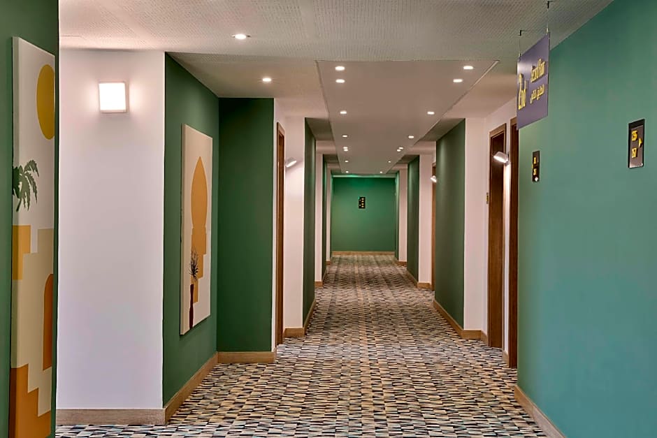 Hampton by Hilton Sharma