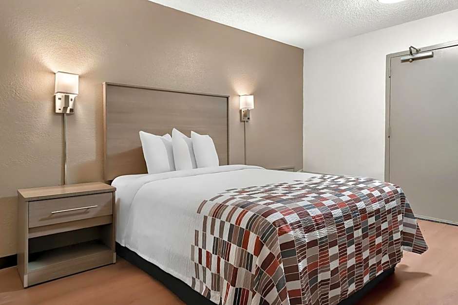 Red Roof Inn Auburn Hills