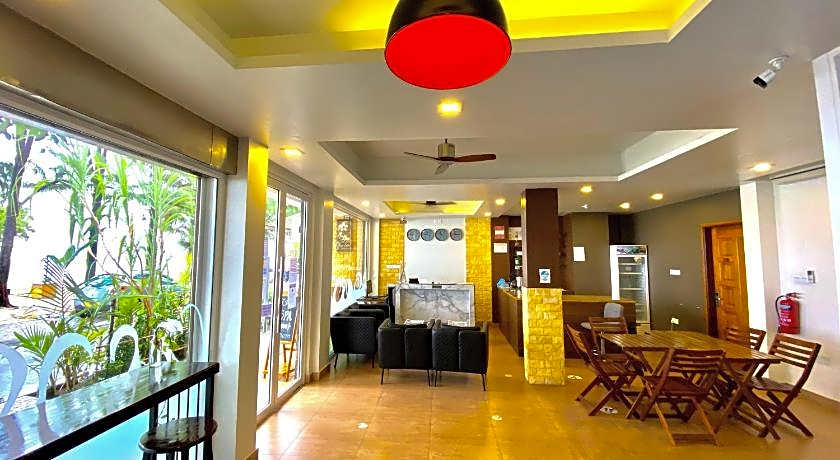 Beach Breeze and spa