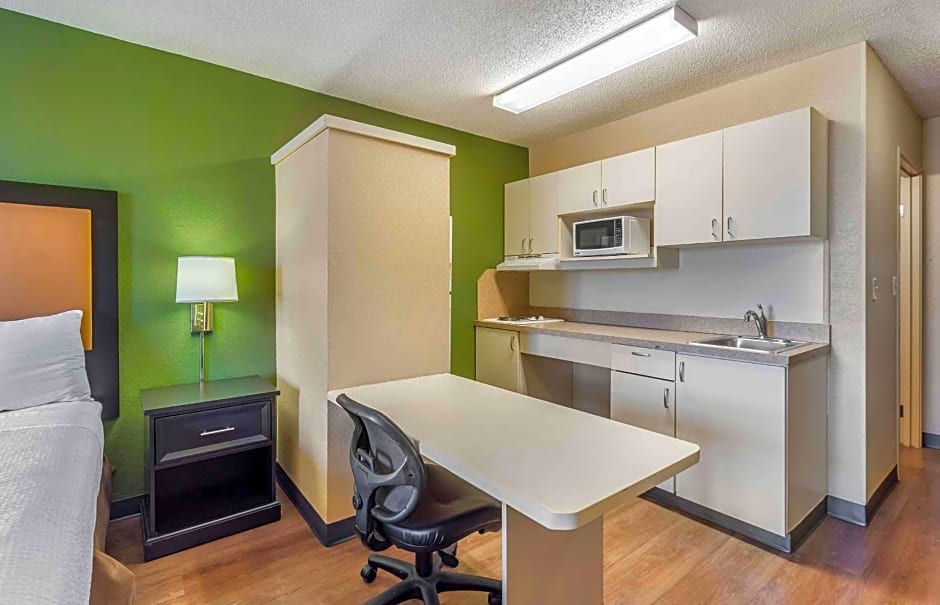 Extended Stay America Select Suites - Chicago - Downers Grove