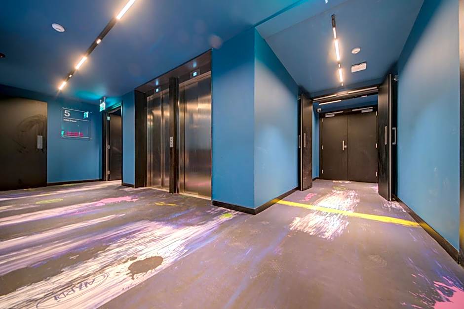 IKYK Hotel- IK Collection