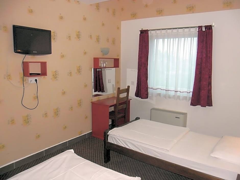 Photo 1 of 6 of 2 Beds