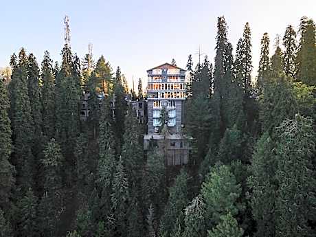 EAFR Hotel