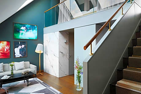 Duplex Suite with State Opera View - Top Floor
