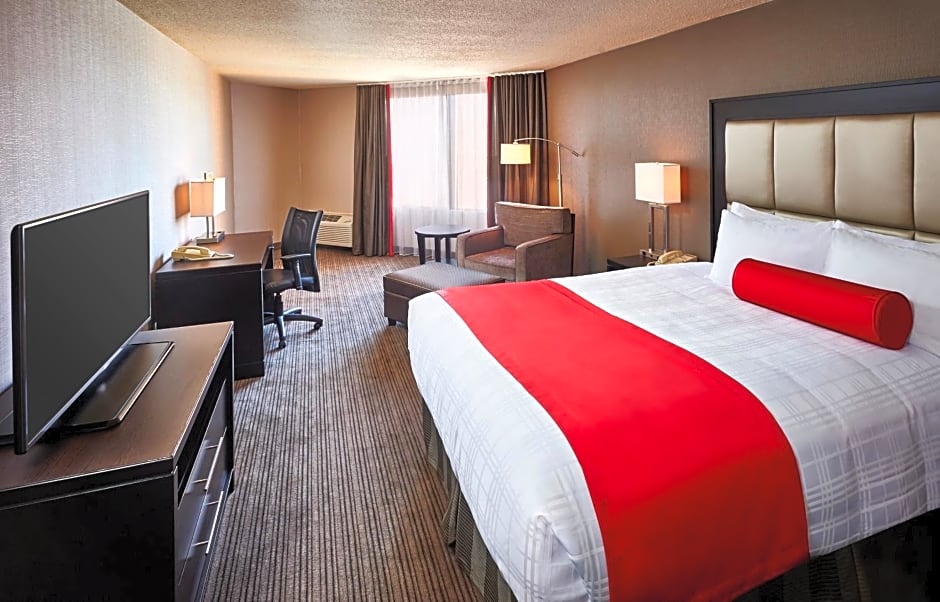 Best Western Plus Waterfront Hotel