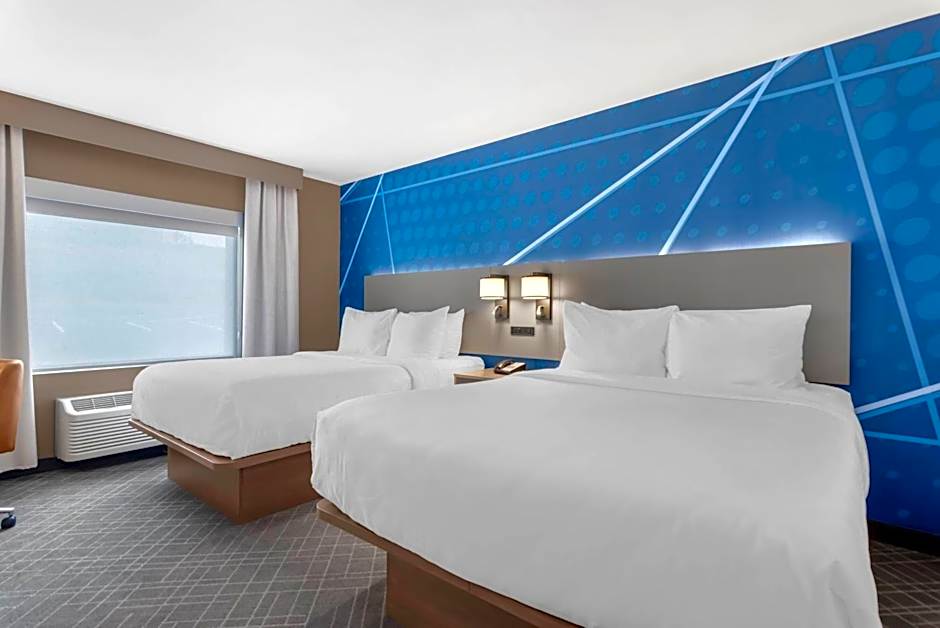 Comfort Inn & Suites Suwanee - Sugarloaf