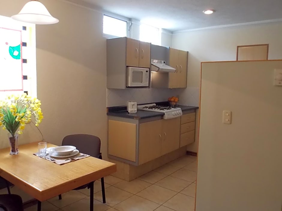 Cypres Hotel & Suites