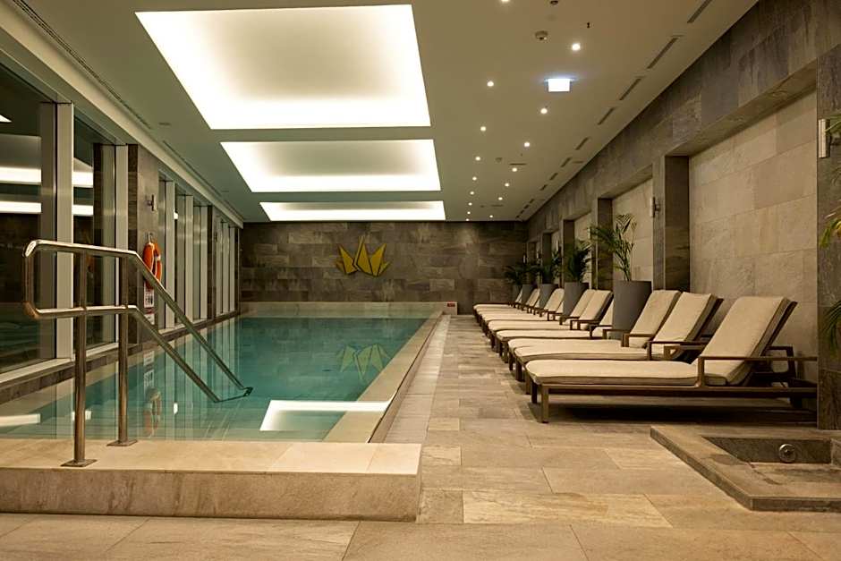 Royal Ariston Hotel