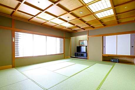 Suite Japanese-Style Room with 15 Plus 4 pnt 5 Tatami, Indoor Bath, Non-Smoking