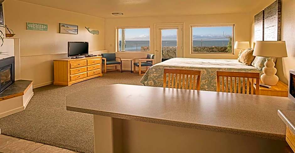 Inn of the Lost Coast