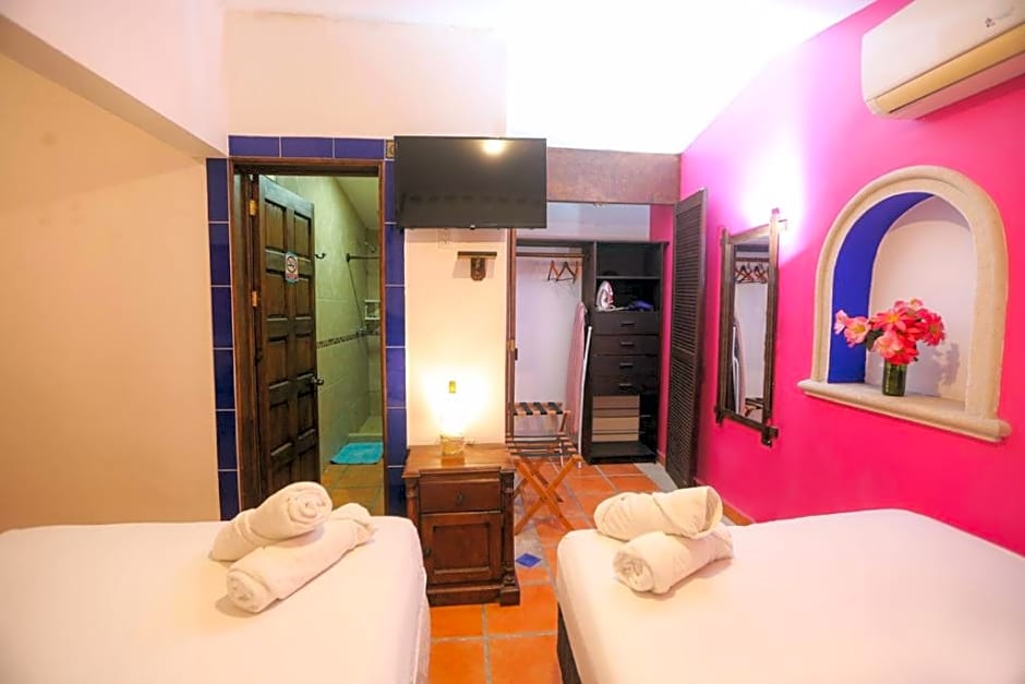 Íkaro Suites Colonial