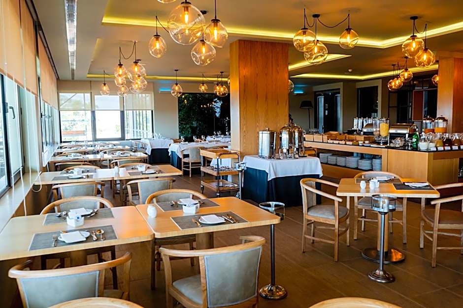 Melia Castelo Branco