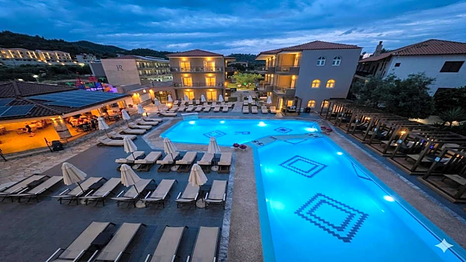 Royal Hotel and Suites