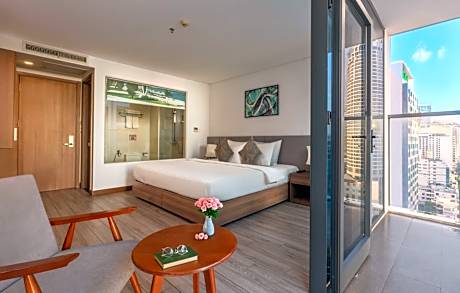 Deluxe Double or Twin Room with Balcony
