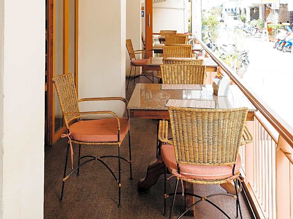 Thipurai Beach Hotel