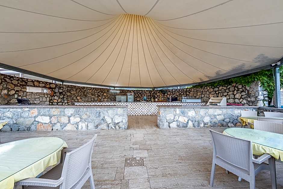 Sahra Su Holiday Village & Spa