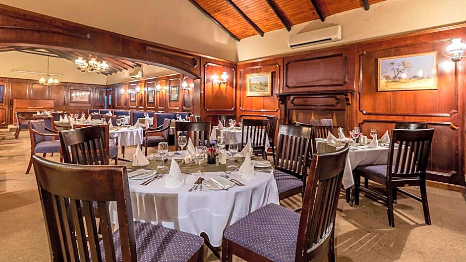 Hotel Numbi & Garden Suites