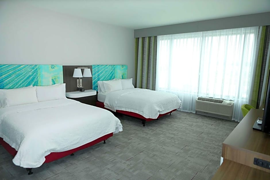 Hampton Inn By Hilton & Suites Burlington