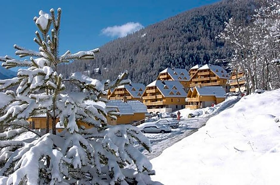 Residence Le Hameau de Praroustan